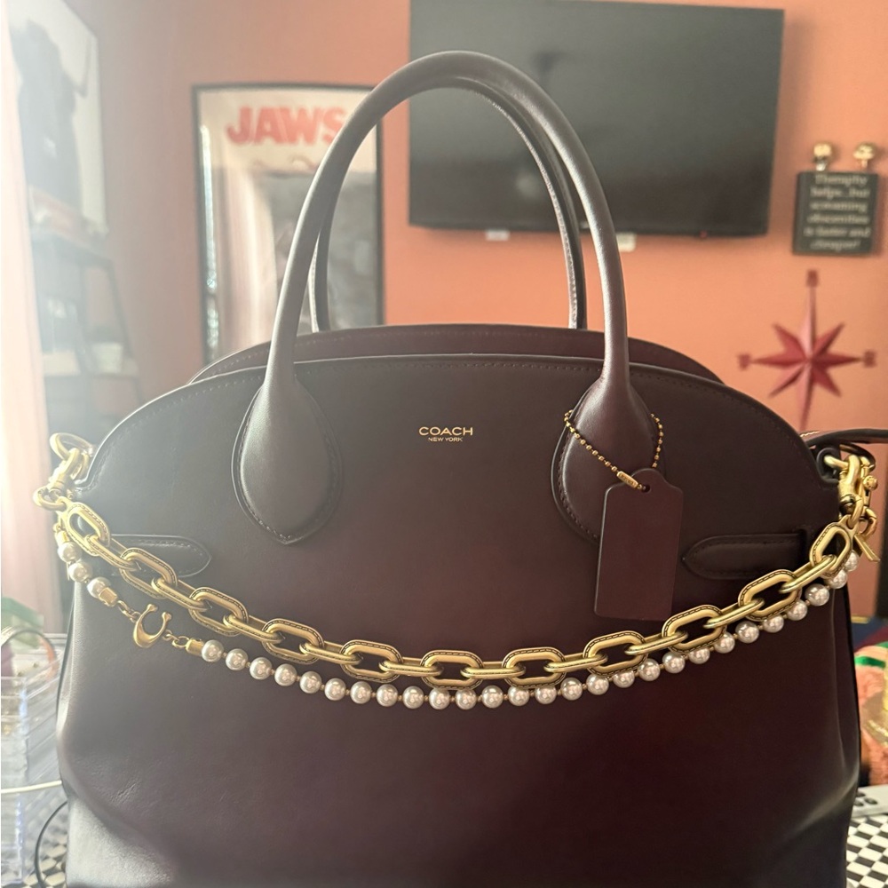 Empire Carryall Bag 40 w/purse insert.